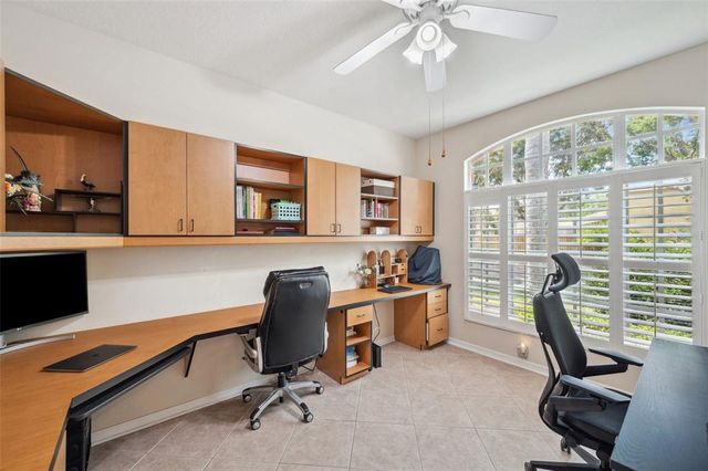 19156 DOVE CREEK DRIVE, Tampa, FL 33647