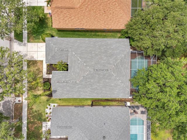 19156 DOVE CREEK DRIVE, Tampa, FL 33647