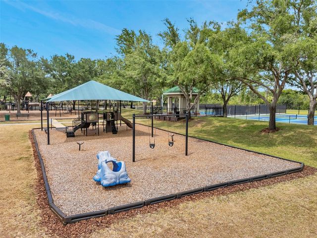 19156 DOVE CREEK DRIVE, Tampa, FL 33647