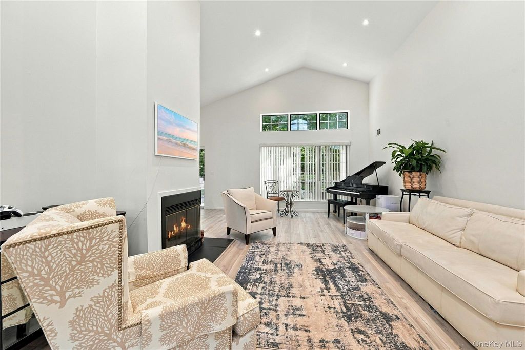 23 Saddlebrook Court, Middle Island, NY 11953 — photo 2
