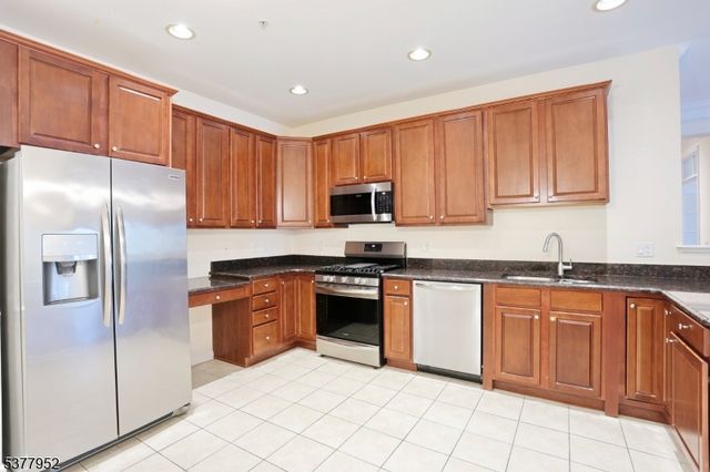 6116 Warrens Way, Wanaque Boro, NJ 07465