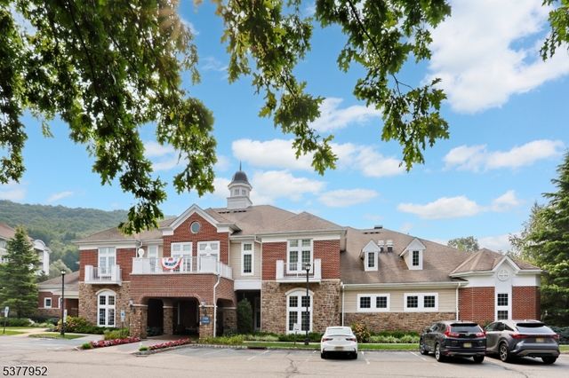 6116 Warrens Way, Wanaque Boro, NJ 07465