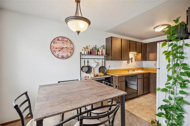 1423 NW 60th Street, Seattle, WA 98107