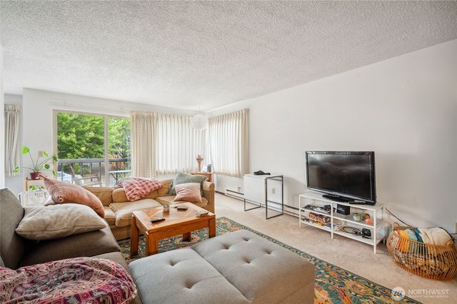 1423 NW 60th Street, Seattle, WA 98107