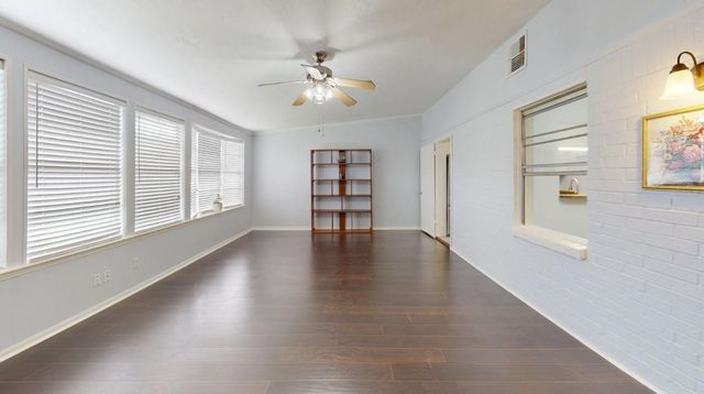 13419 Greenway Drive, Sugar Land, TX 77498