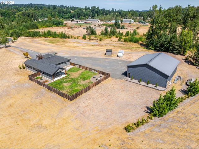 195 BAY POINT Dr, Castle Rock, WA 98611