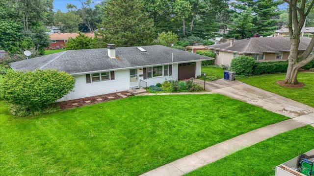 933 Carol Avenue, Elgin, IL 60123