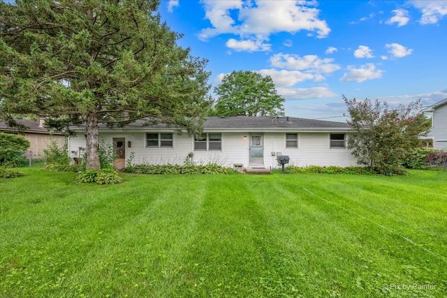933 Carol Avenue, Elgin, IL 60123