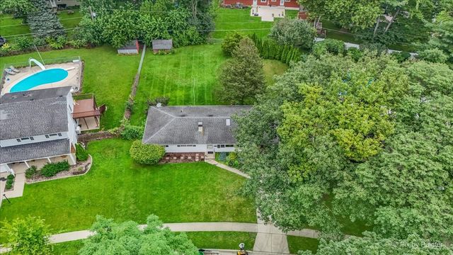 933 Carol Avenue, Elgin, IL 60123