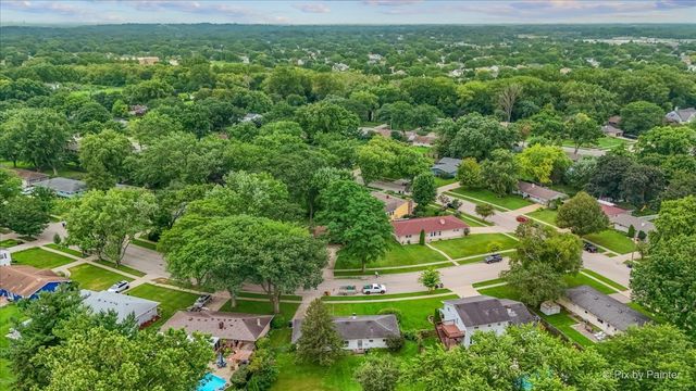 933 Carol Avenue, Elgin, IL 60123