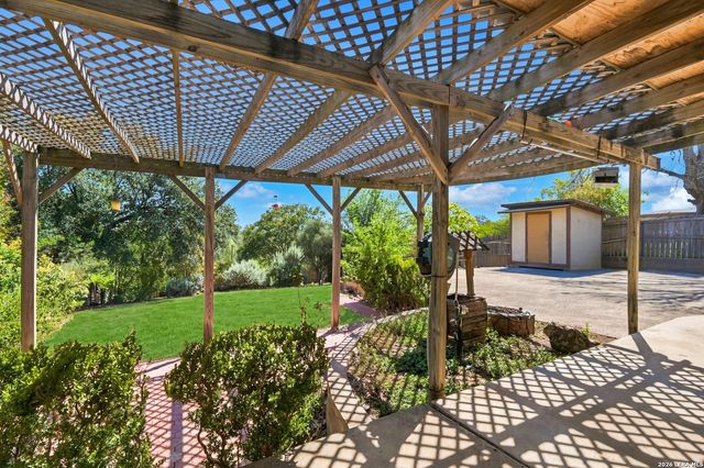 10306 Prescott Dr, San Antonio, TX 78245