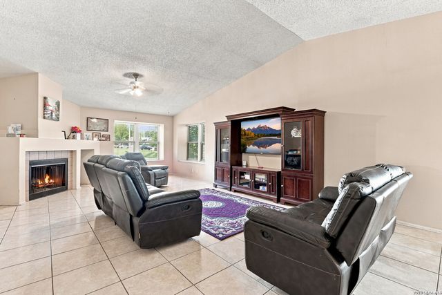 10306 Prescott Dr, San Antonio, TX 78245