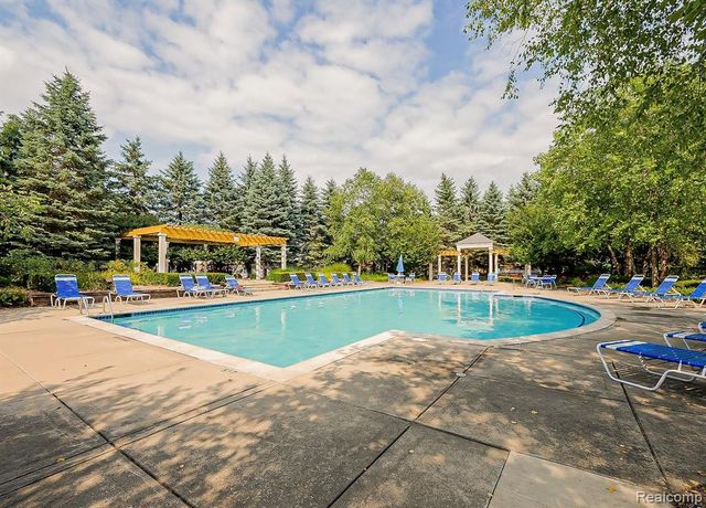 24202 Chesapeake Circle, Commerce Twp, MI 48390