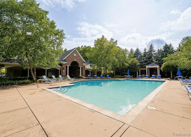 24202 Chesapeake Circle, Commerce Twp, MI 48390