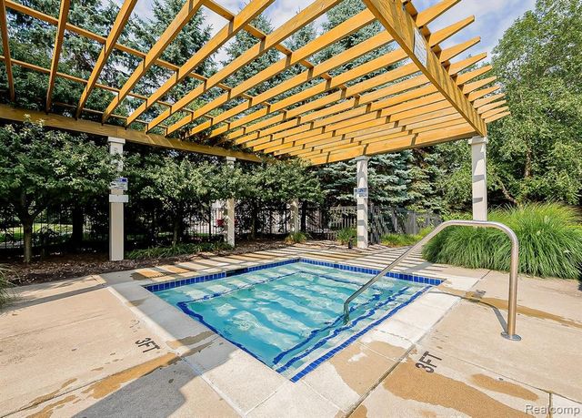 24202 Chesapeake Circle, Commerce Twp, MI 48390