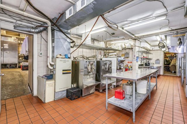 3401-3405 Lyndale Avenue S, Minneapolis, MN 55408