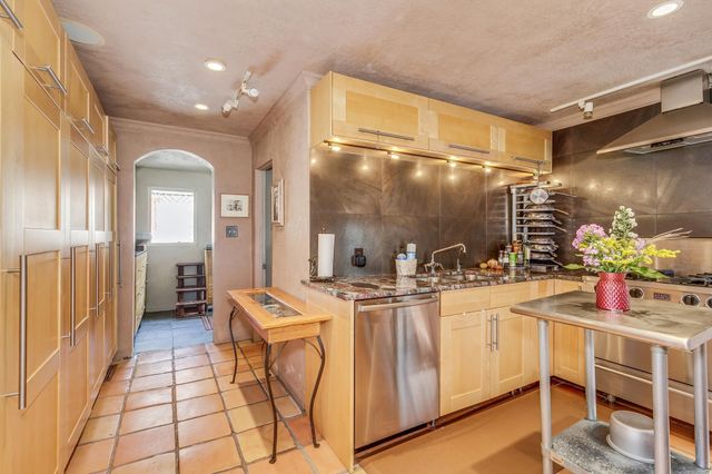 3401-3405 Lyndale Avenue S, Minneapolis, MN 55408