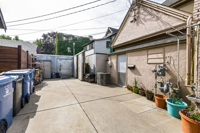 3401-3405 Lyndale Avenue S, Minneapolis, MN 55408