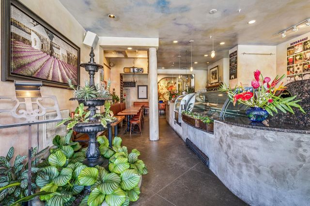 3401-3405 Lyndale Avenue S, Minneapolis, MN 55408