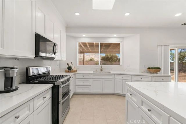 288 Carlin, Riverside, CA 92507