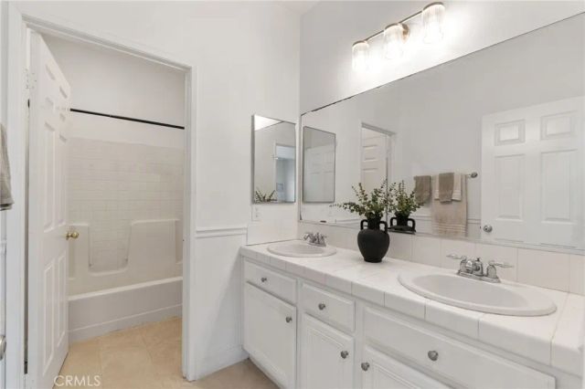 288 Carlin, Riverside, CA 92507