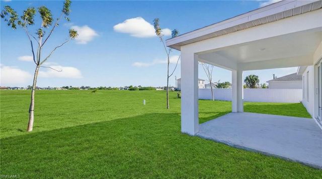 1027 NW 12th AVE, Cape Coral, FL 33993