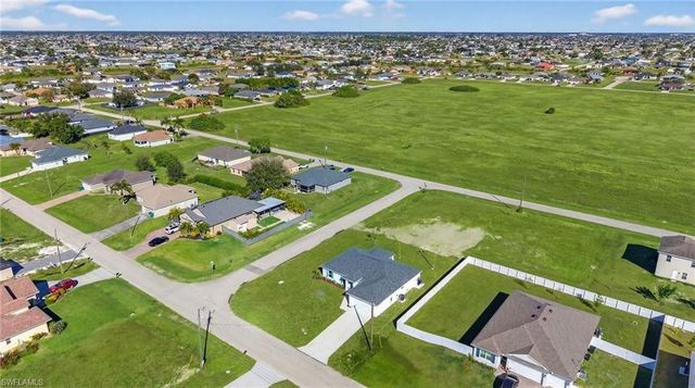 1027 NW 12th AVE, Cape Coral, FL 33993