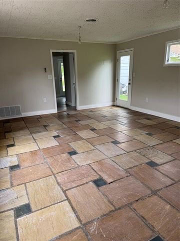 1002 Cottage Lane Lane, Dexter, MO 63841