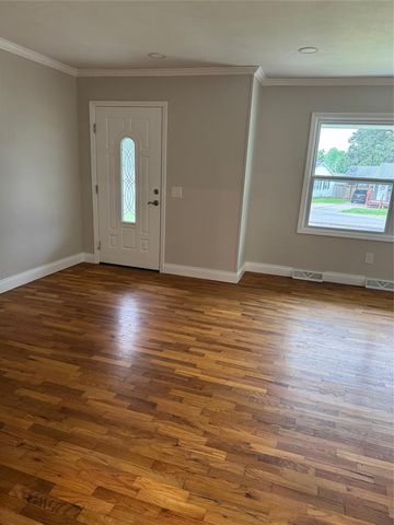 1002 Cottage Lane Lane, Dexter, MO 63841