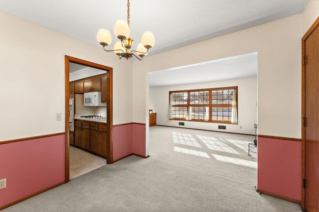 3511 Maplewood Drive, Saint Anthony, MN 55418