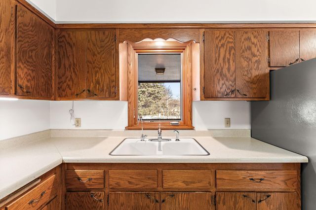 3511 Maplewood Drive, Saint Anthony, MN 55418