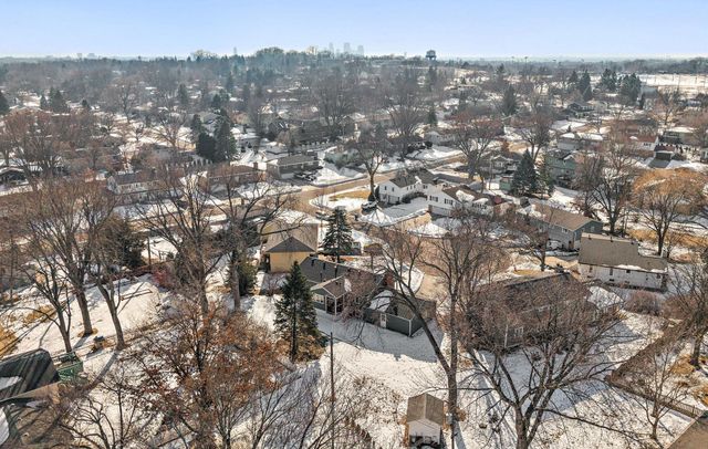 3511 Maplewood Drive, Saint Anthony, MN 55418