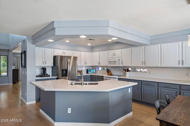 27423 N 47TH Street, Cave Creek, AZ 85331