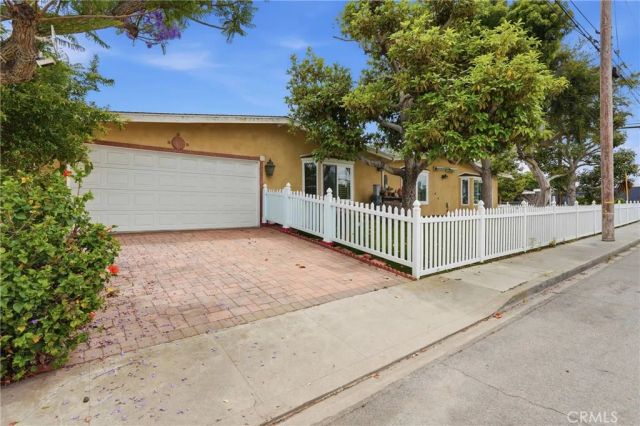 926 N Rowell Avenue, Manhattan Beach, CA 90266