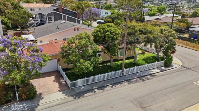 926 N Rowell Avenue, Manhattan Beach, CA 90266