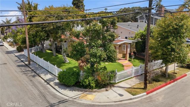 926 N Rowell Avenue, Manhattan Beach, CA 90266