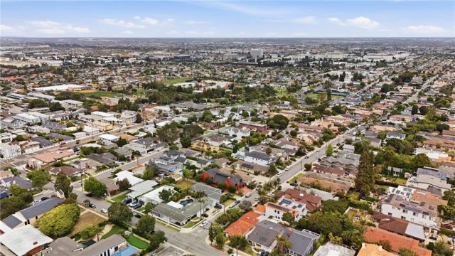 926 N Rowell Avenue, Manhattan Beach, CA 90266