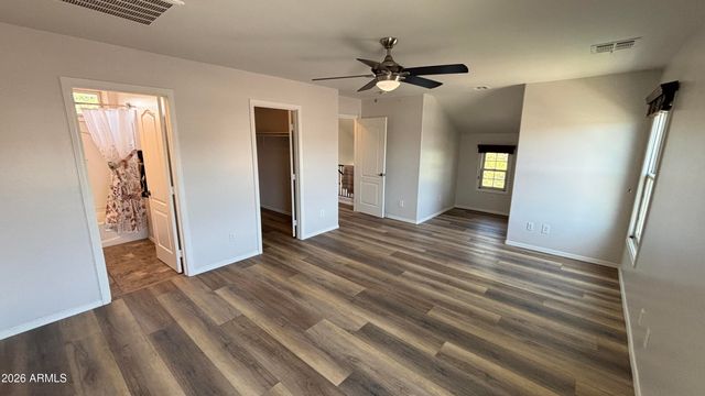 2125 E HUNTINGTON Drive, Phoenix, AZ 85040