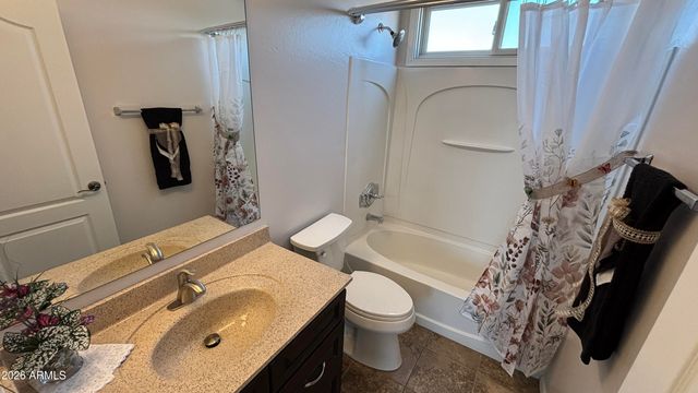 2125 E HUNTINGTON Drive, Phoenix, AZ 85040