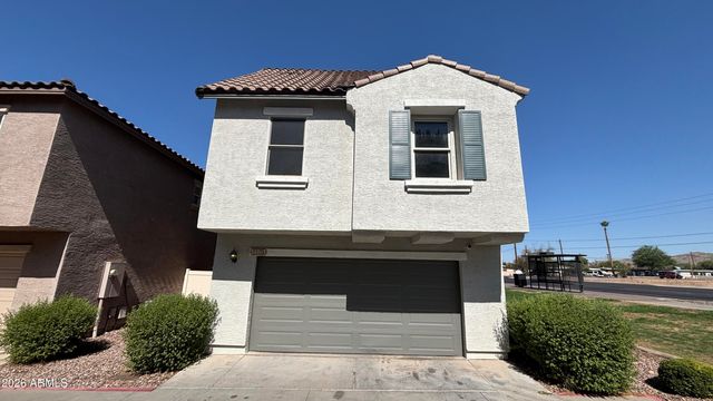 2125 E HUNTINGTON Drive, Phoenix, AZ 85040