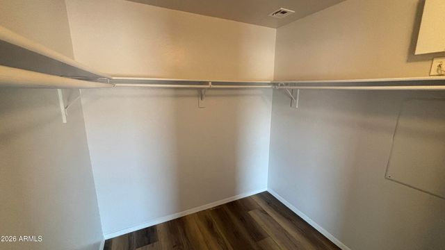2125 E HUNTINGTON Drive, Phoenix, AZ 85040