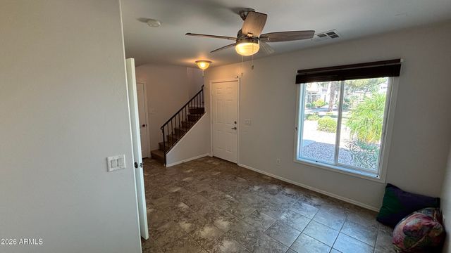 2125 E HUNTINGTON Drive, Phoenix, AZ 85040