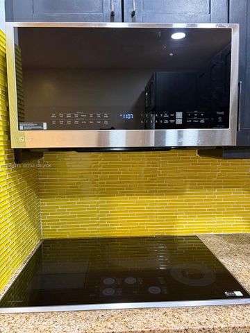 5769 Washington Street G21, Hollywood, FL 33023
