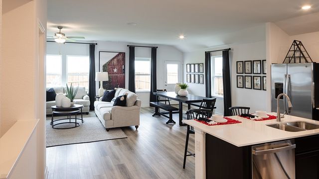 2144 Tule Way, Crandall, TX 75114