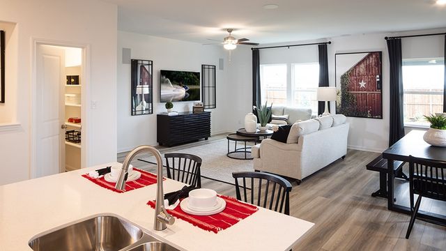 2144 Tule Way, Crandall, TX 75114