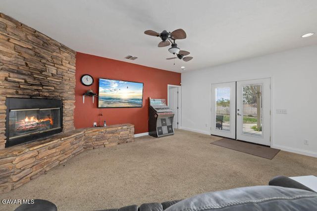8320 W Avenue D10 Avenue, Lancaster, CA 93536