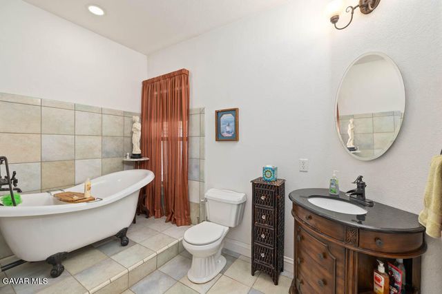 8320 W Avenue D10 Avenue, Lancaster, CA 93536
