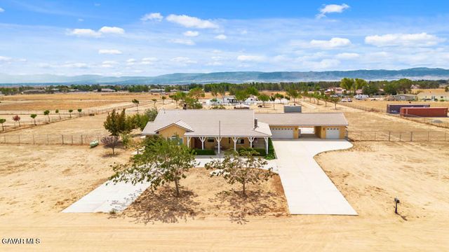 8320 W Avenue D10 Avenue, Lancaster, CA 93536