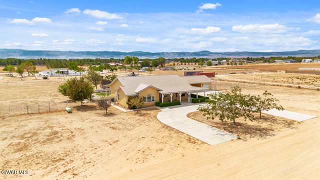 8320 W Avenue D10 Avenue, Lancaster, CA 93536