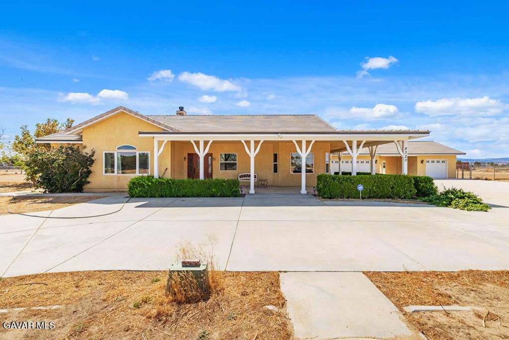 8320 W Avenue D10 Avenue, Lancaster, CA 93536